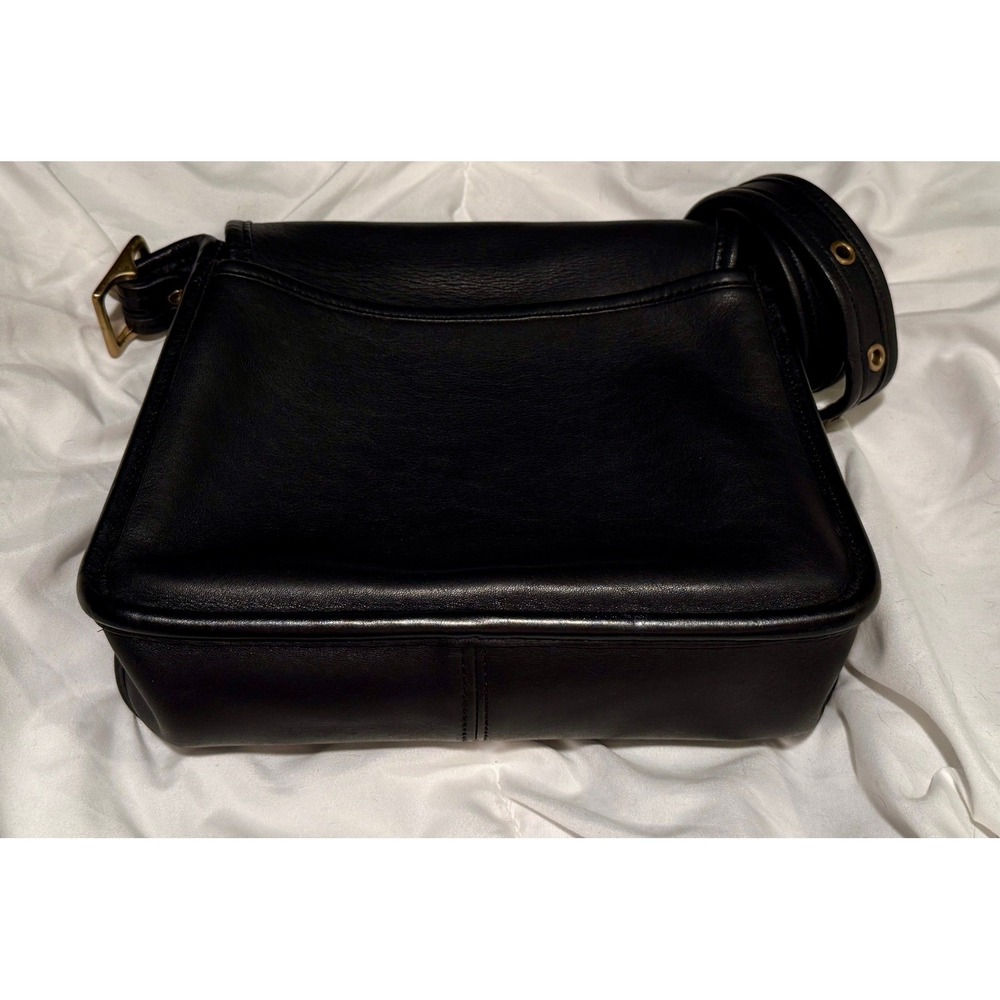 Vintage Coach Rambler CrossbodyStyle 9061 Black Leather Yr 2000 Made in Mexico - Picture 2 of 8